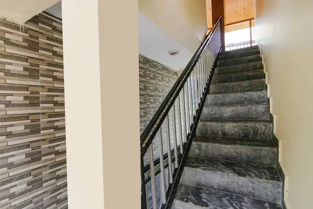 FabHotel Mahadev Cottage
