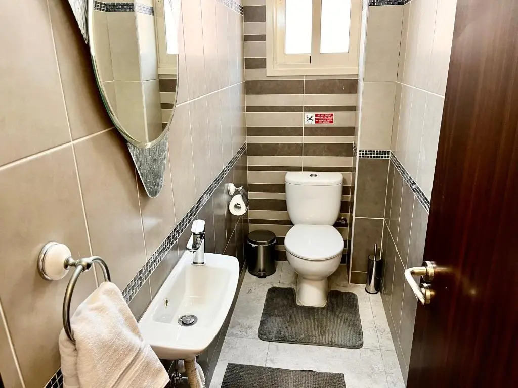 Palmyra-Comfortable Cozy/City Apartment.