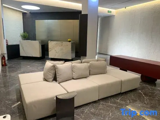 HtHotel(Dongguan TangxiaHigh-speedRailwaySouthStationBeanch)