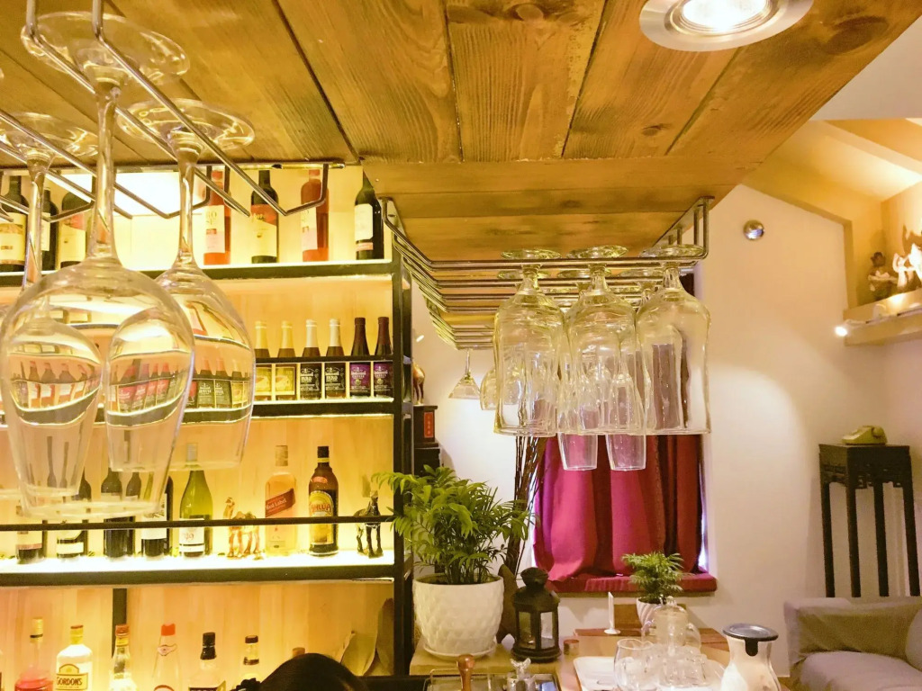 Luoyang Yijia Culture Hotel