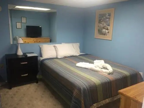 The Oceanic Inn