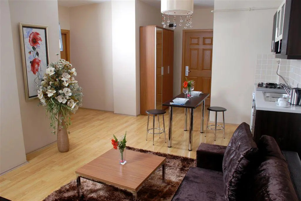 Airport Residence