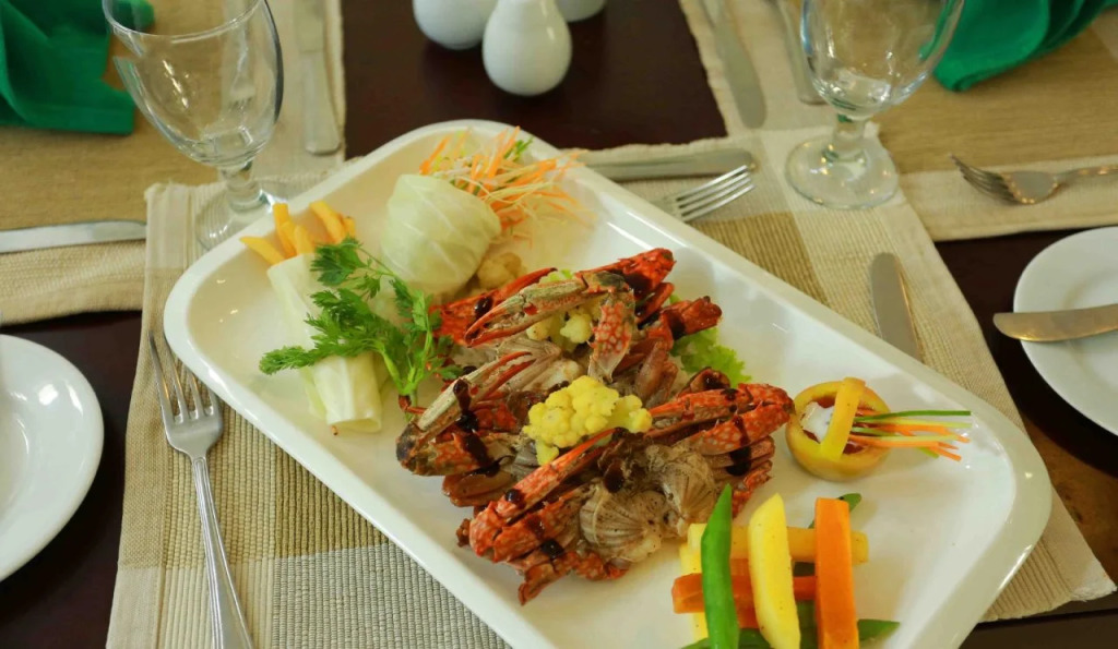Grand Tamarind Lake