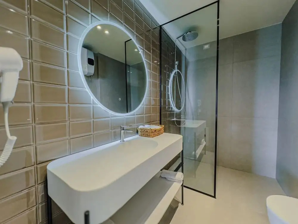 Zins Luxury Room 02 in Durr s