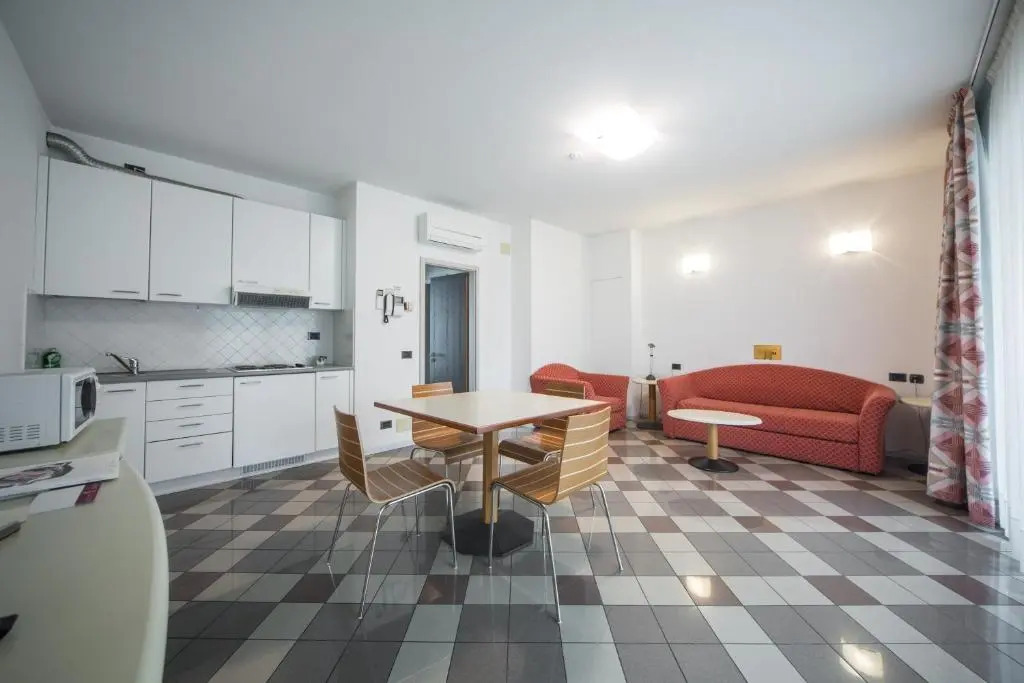 Piazzi House