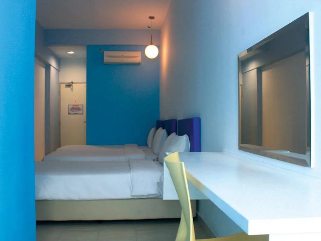 YY38 Hotel