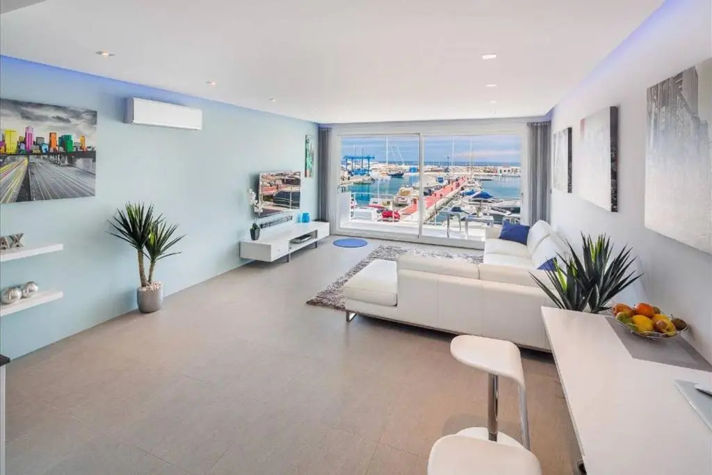 Modern Frontline Puerto Banus Apartment M2