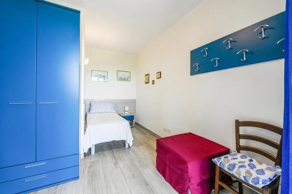 Villa Mimosa Diano Marina: exclusive use villa, garden, barbecue, 3 bedrooms and 3 bathrooms