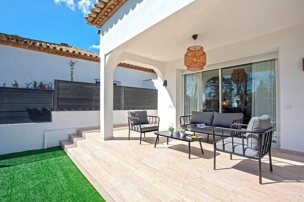 Genteel Home Villa El Brillante
