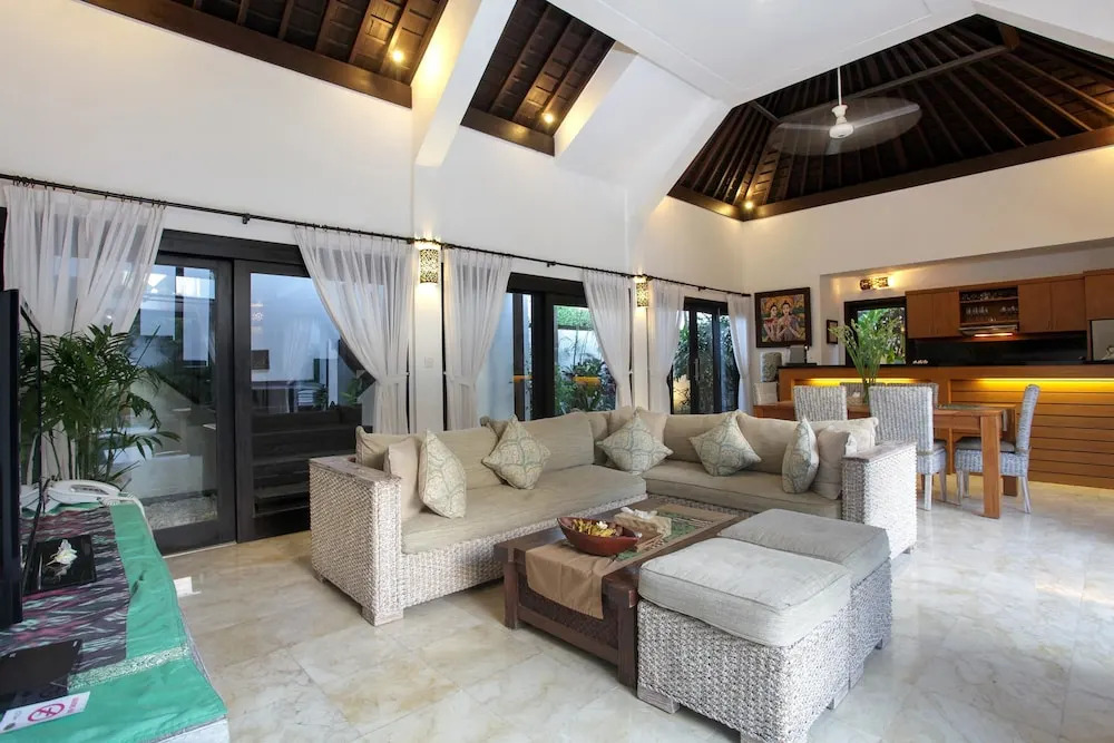 Puri Tirta Villas