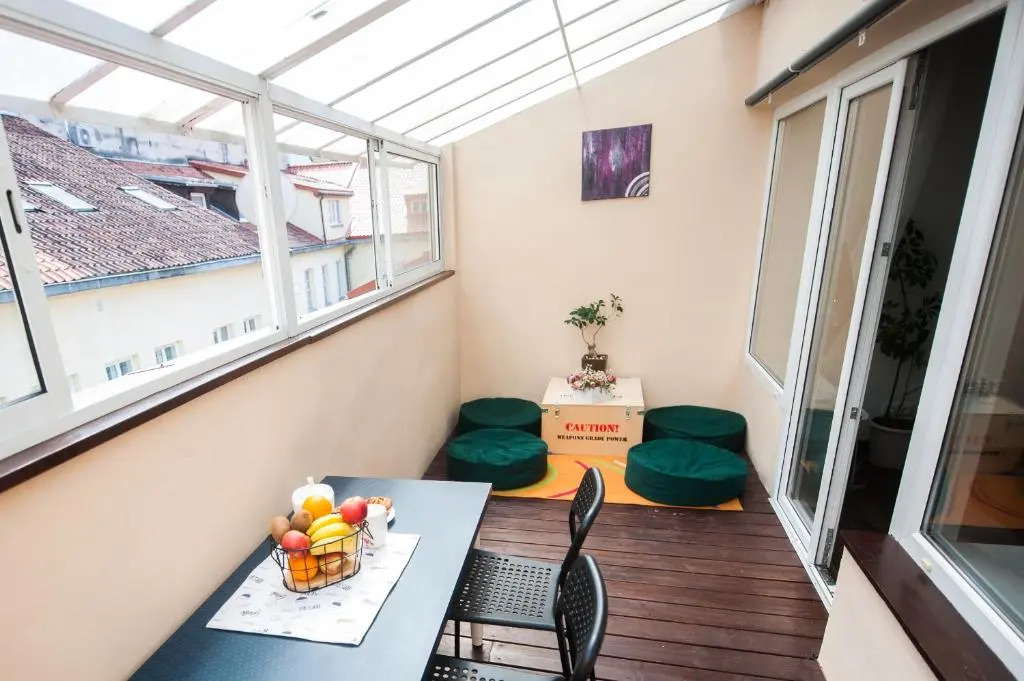 V 12 -Terrace + 3 rooms apartment Vilnius Old Town