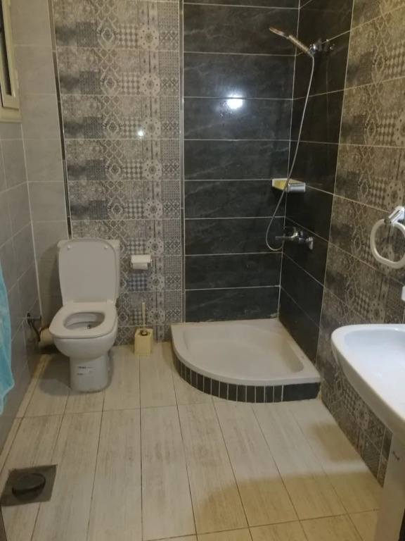 Queen Hostel
