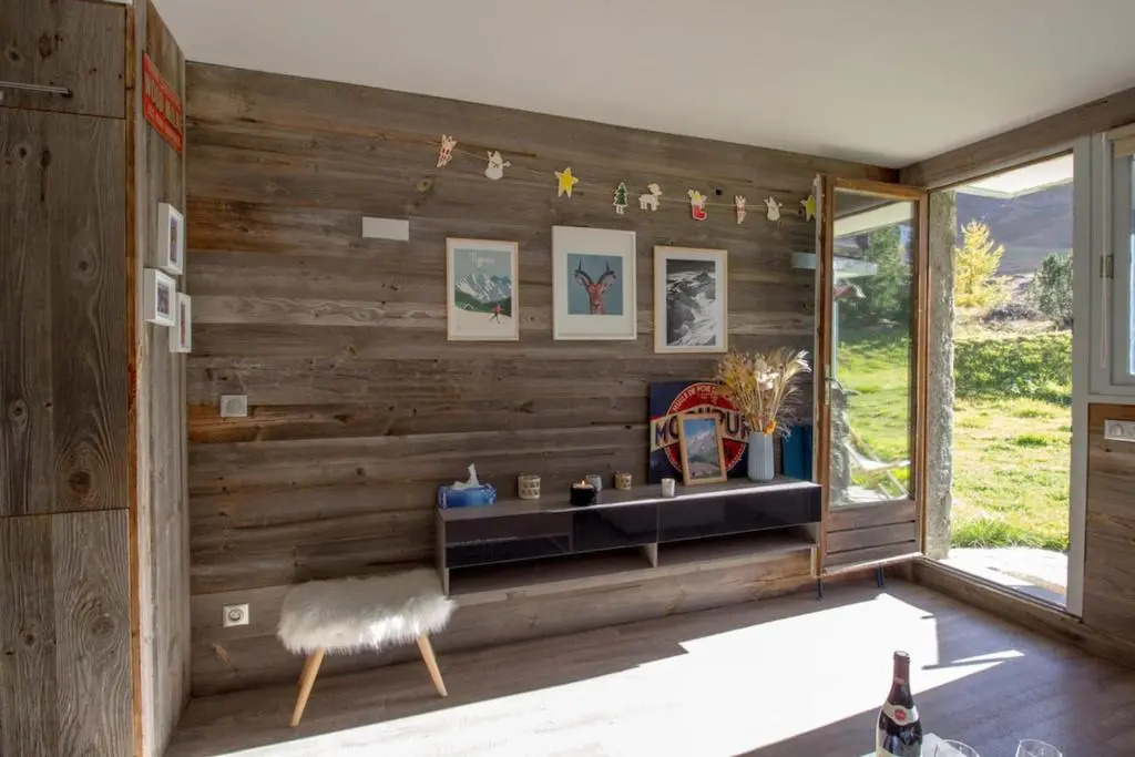 Apartment With Terrace On The Golf Of Tignes