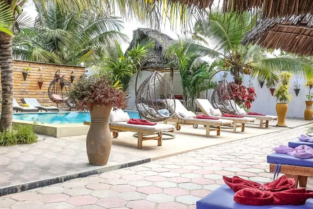 Reyna Resort By Cezere The Palm