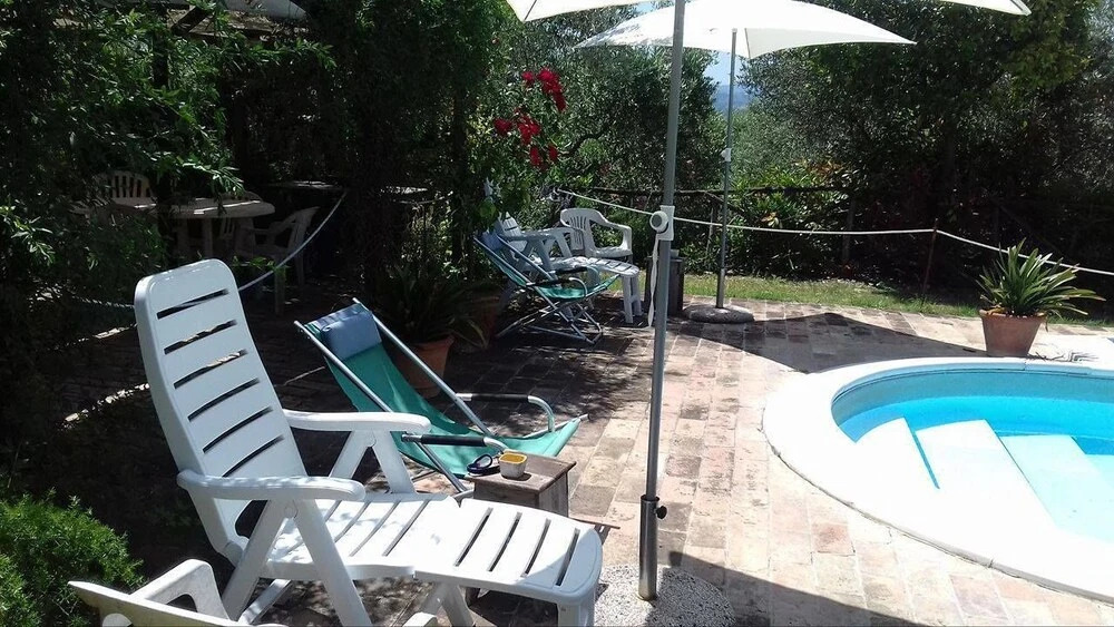 Il Grappolo E La Rosa