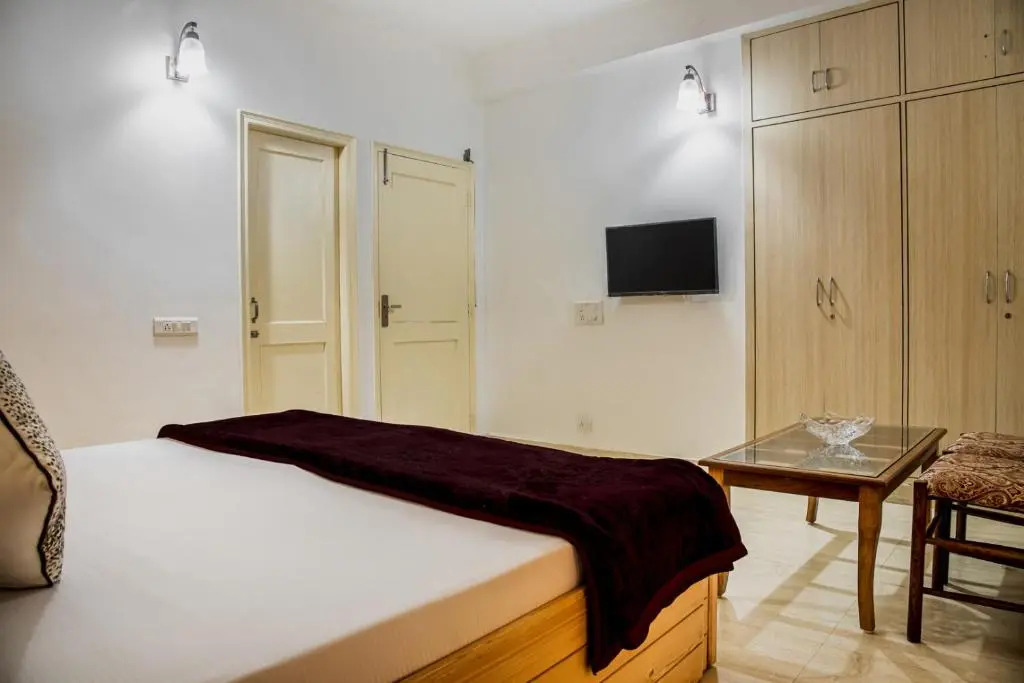 Himalyan Hills I Serviced apt I Nature I Chef I Kasauli