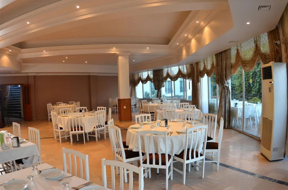 Kirtay Hotel