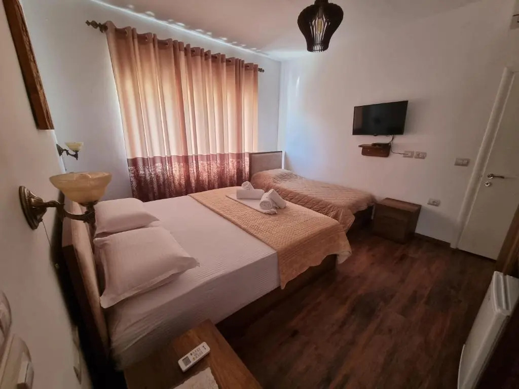 HOTEL VILA TWIX