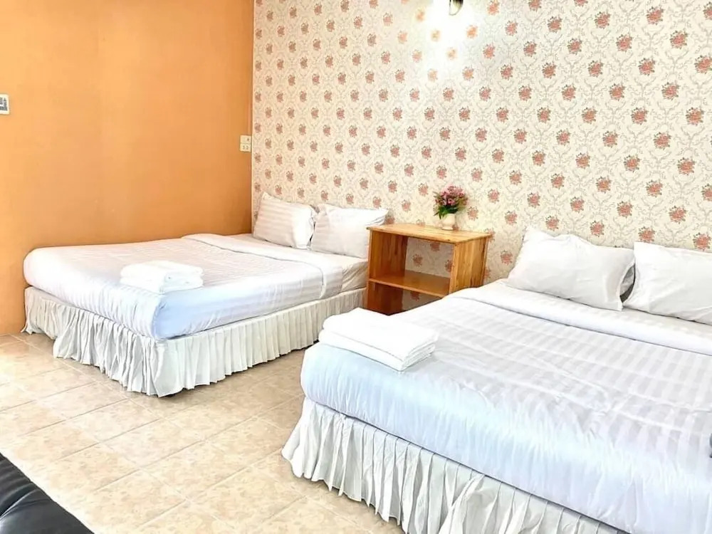 Marshal Resort