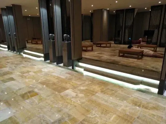 Yanglin Hotel
