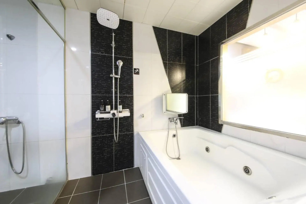 Busan Songdo Q Five Hotel