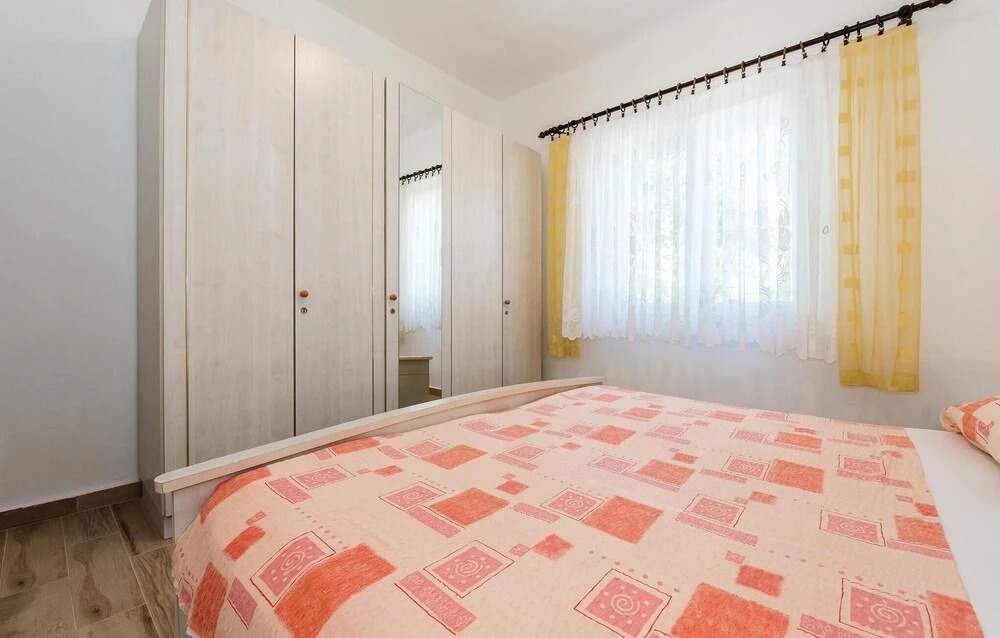 Nice Home in Vodice With Wifi and 3 Bedrooms