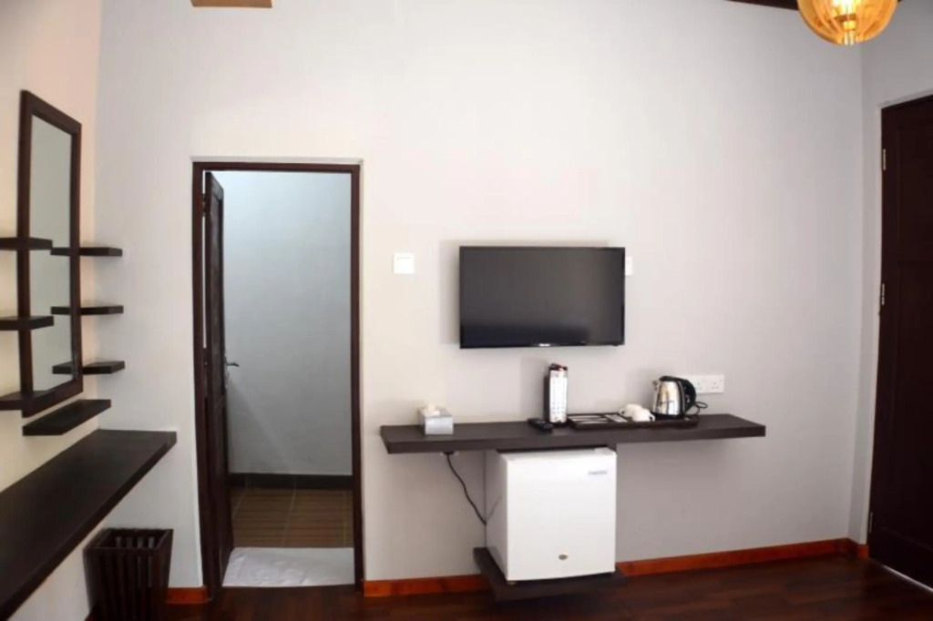 Holiday Village Retreat