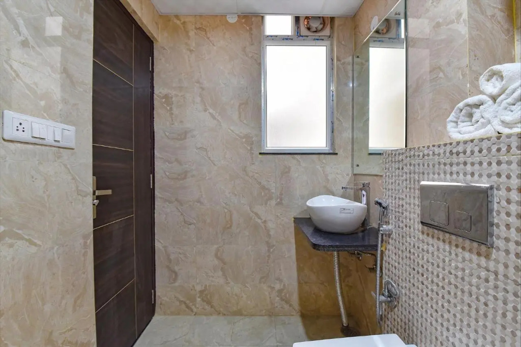 FabHotel Pink City - World Trade Park