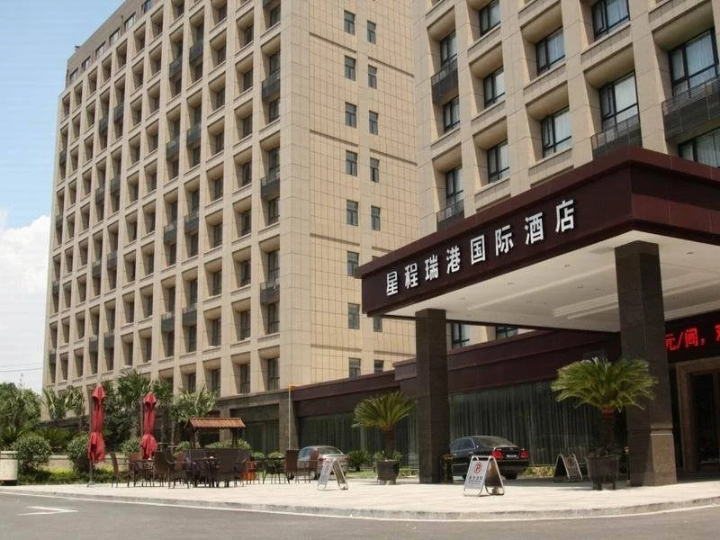 Regan International Hotel