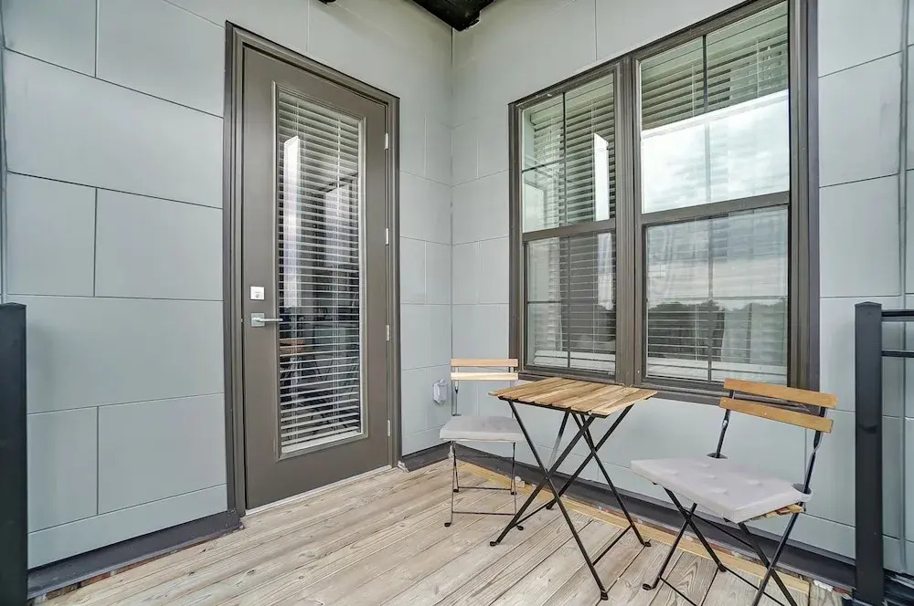Opulent Corner 2BR Near OSU w Garage Parking