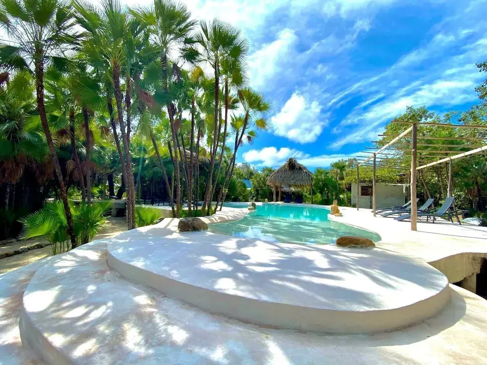 Kin Resort Lodge