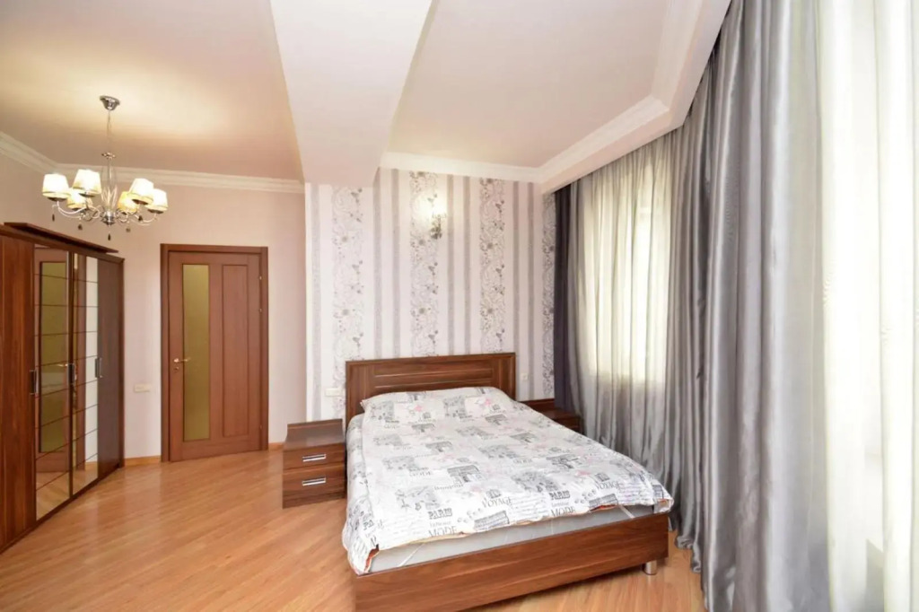 Northern Avenue, 2 bedrooms Unique ,Comfortable apartment HH597