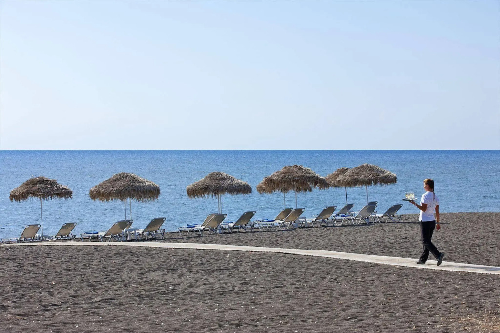 Santo Miramare Beach Resort