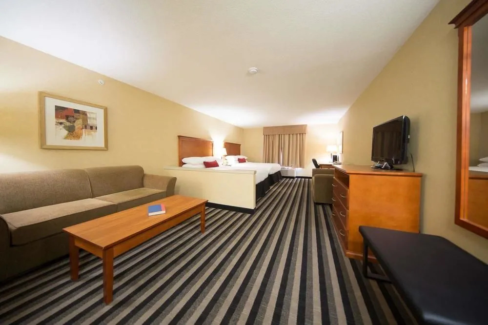 Days Inn And Suites Edmonton Airport
