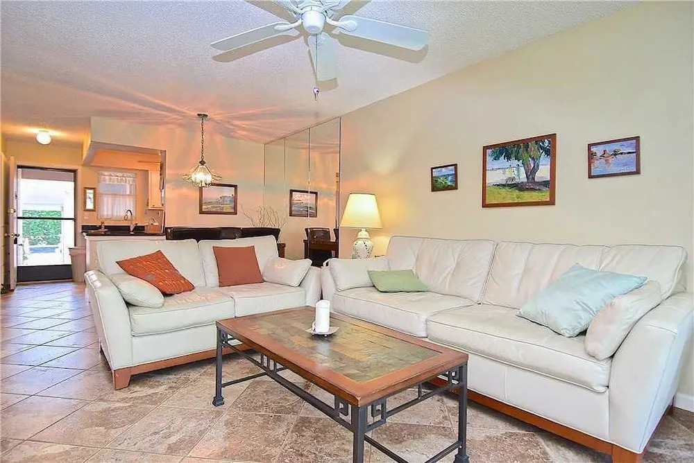 White Sands Village 205 - Two Bedroom Condo