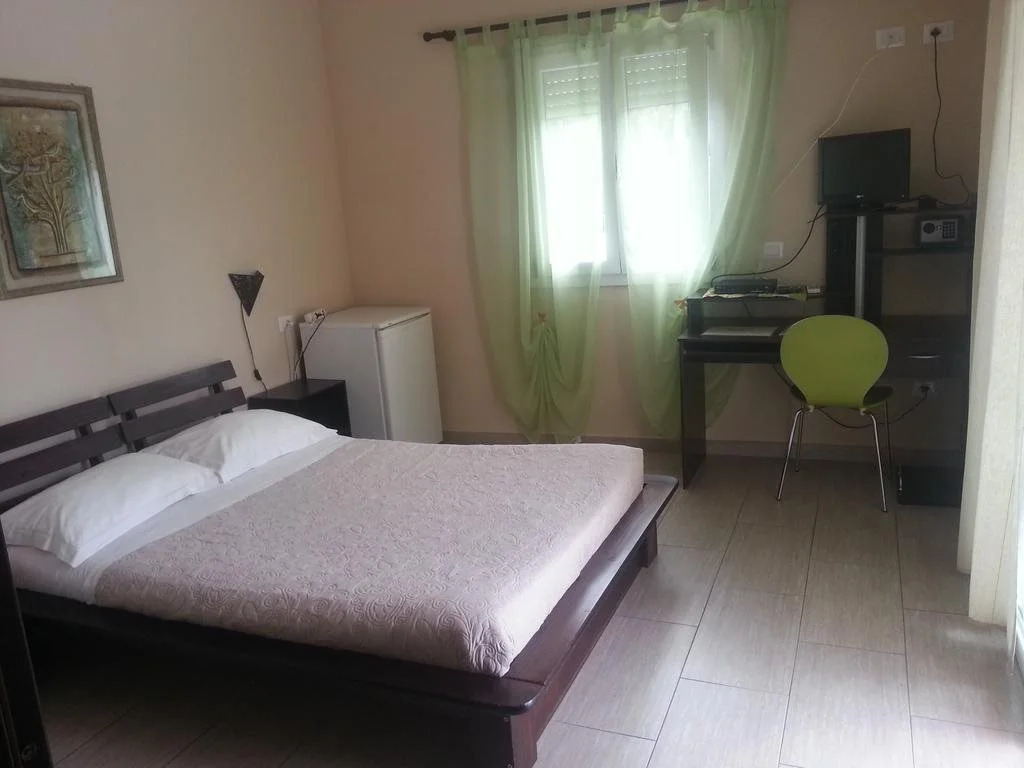 Cyrnea B&B