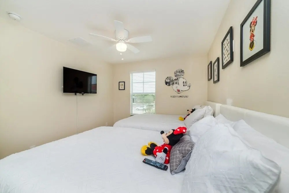 4563 Ada Lane, Kissimmee, Fl 34746 4 Bedroom Townhouse