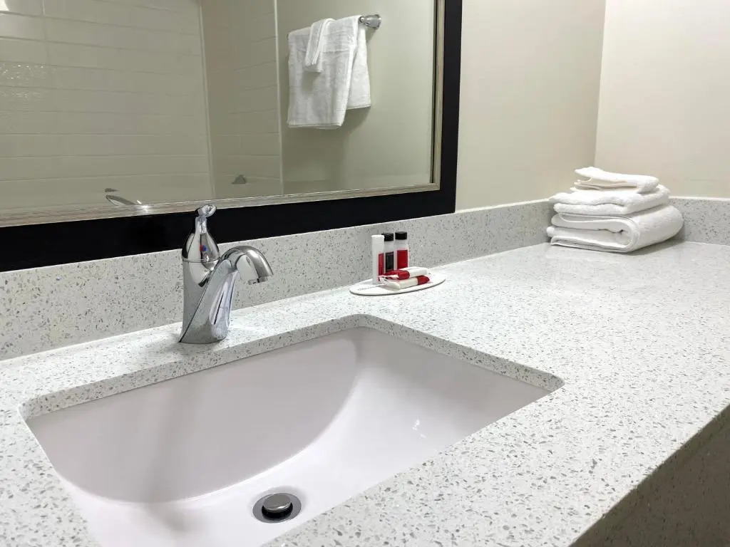 University Inn of Carbondale by Hotel O