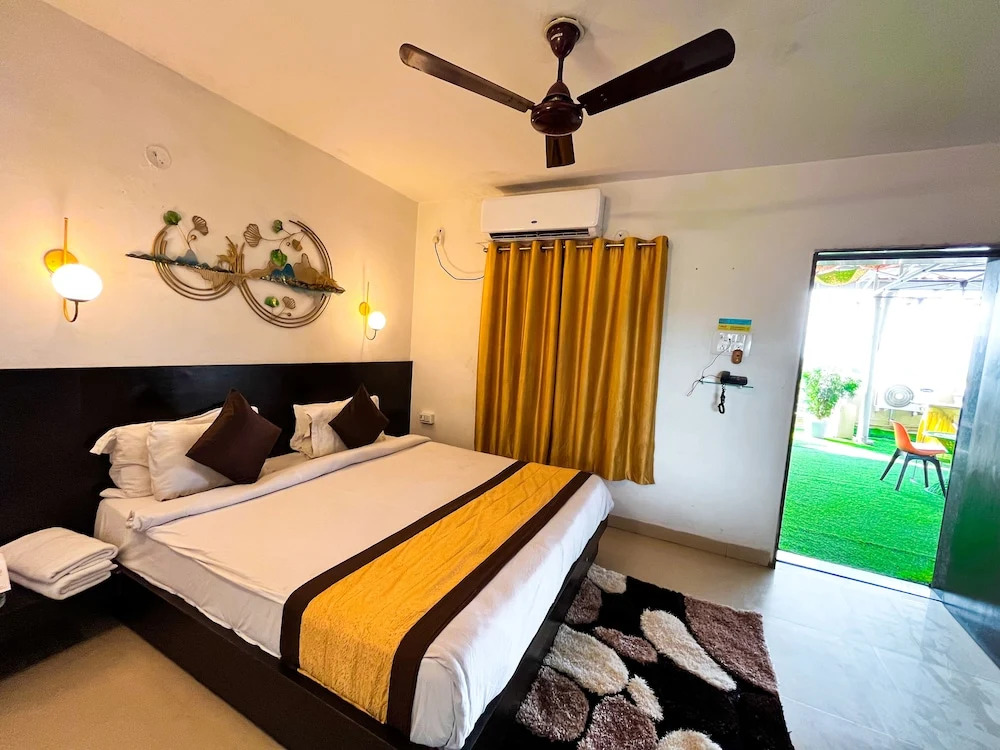The Kasturi Hotel & Resturant