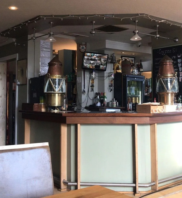 The Jolly Sailor