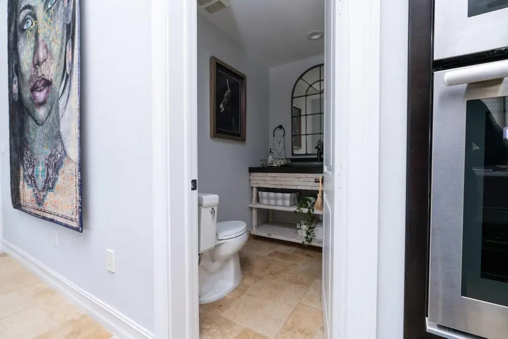5 Bedroom Luxe Villa on Deep Water Intracoastal