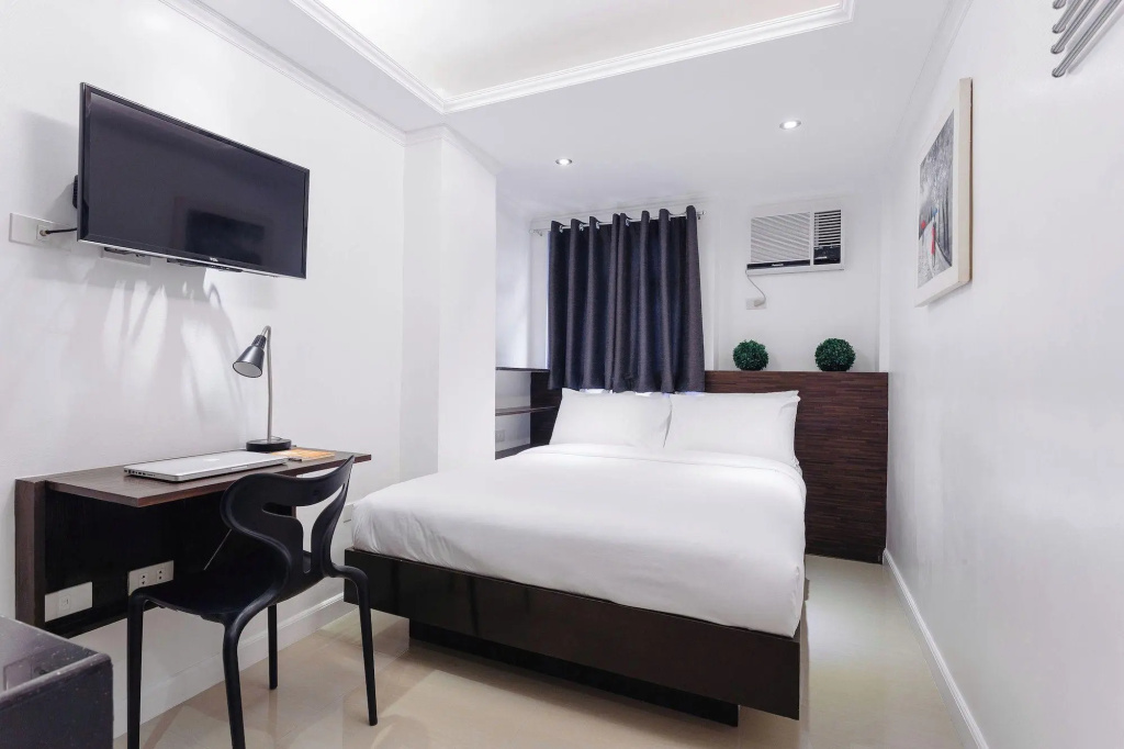 OYO 860 Premium Nest Nano Makati Suites (Vaccinated Staff)