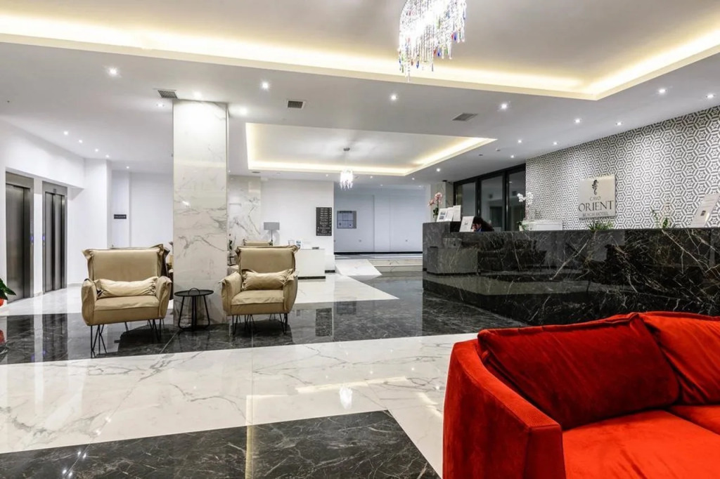 Cavo Orient Beach Hotel & Suites
