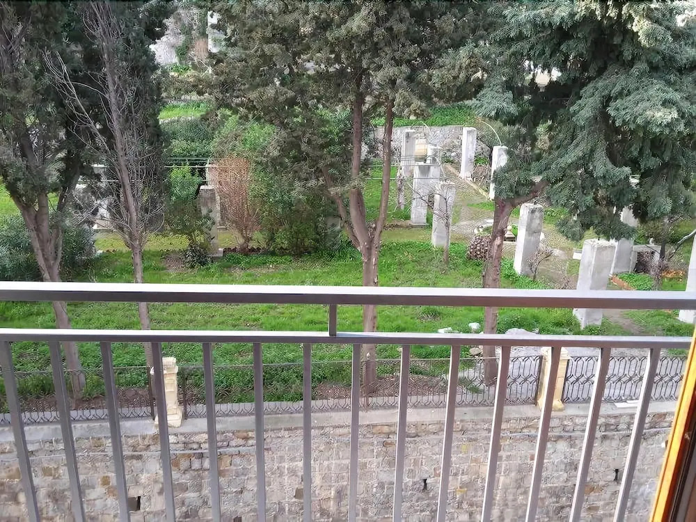 Balcone Sugli Scogli