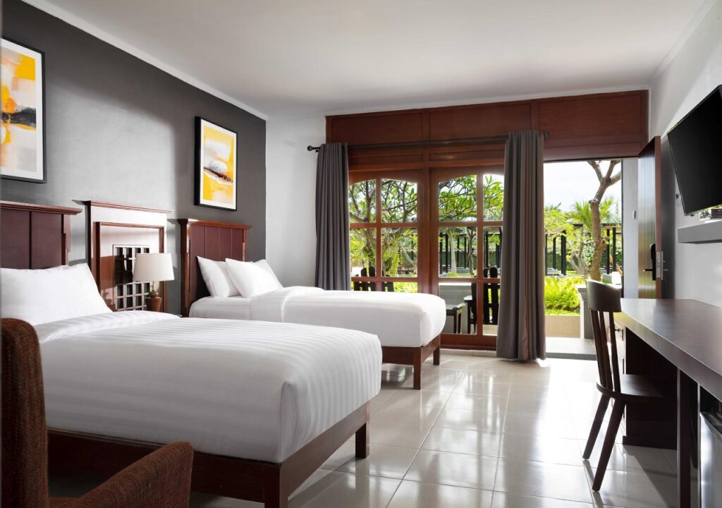 Отель Brits Resort Lovina
