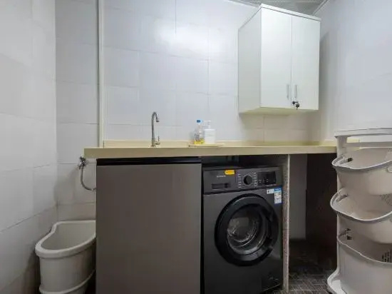 Home Inn Huayi Hotel (Foshan Daliang Huagai Road Pedestrian Street Qinghuiyuan Branch)