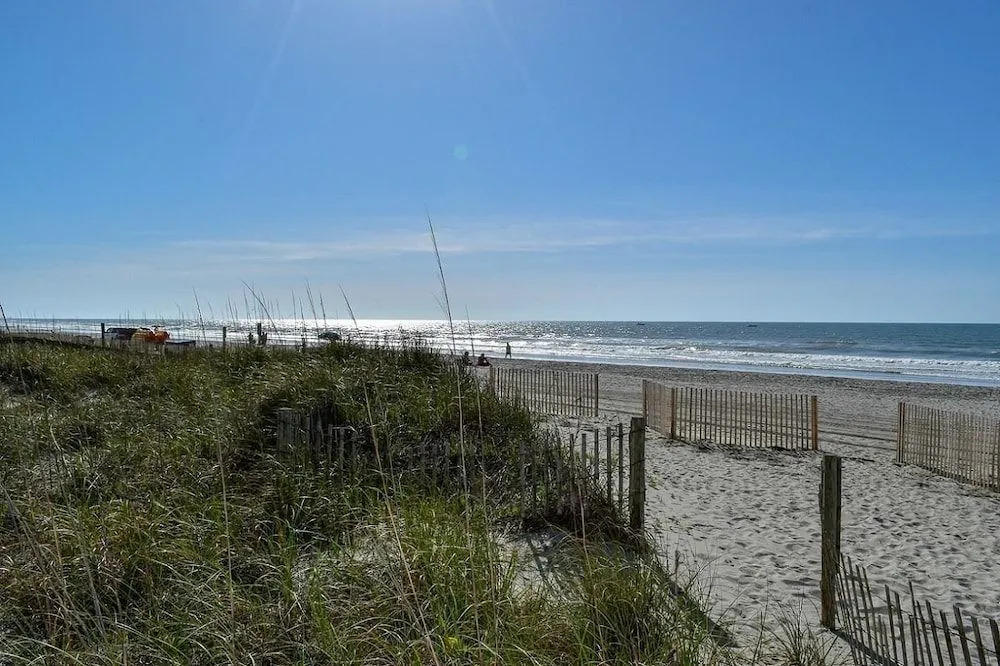Blue Water Keyes 706 - 3 Br Condo
