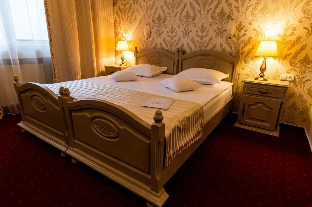 Hotel Brilliant Meseș