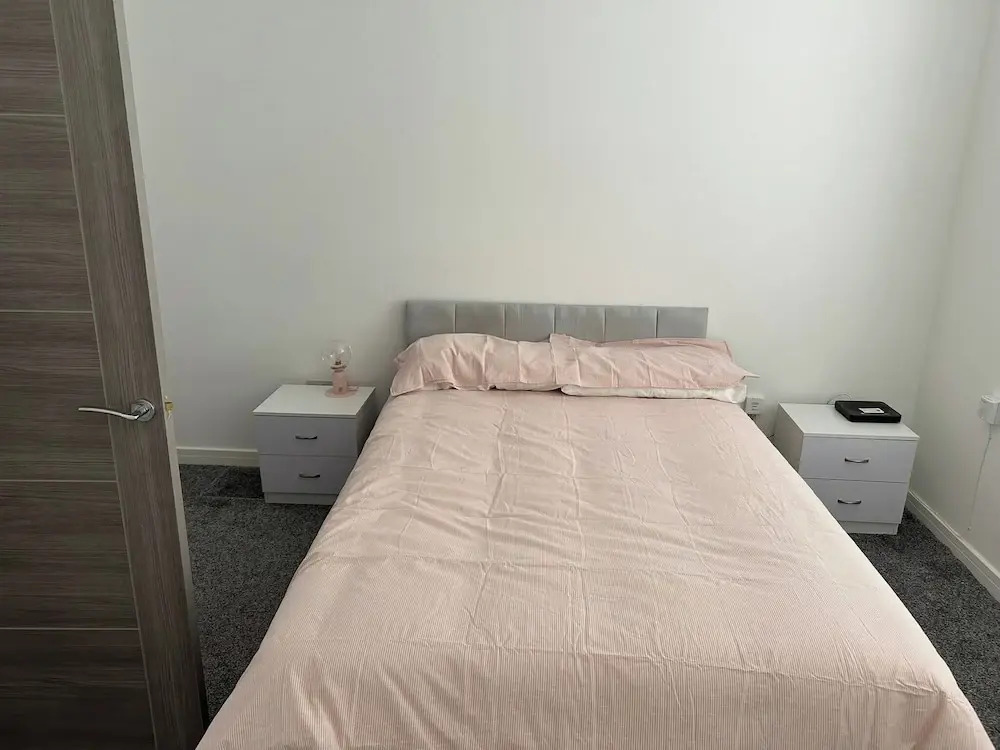 Central 3-bed Seaside Apartment - Sleeps 5