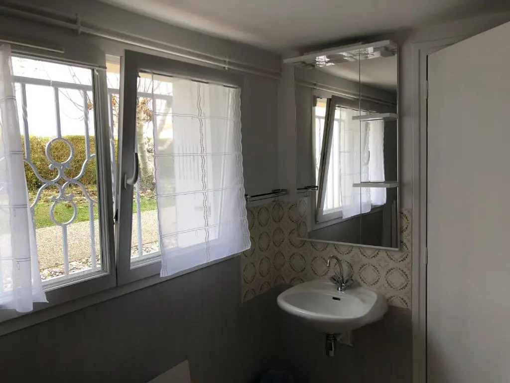 Appartement Indépendant 80M² Dans Villa